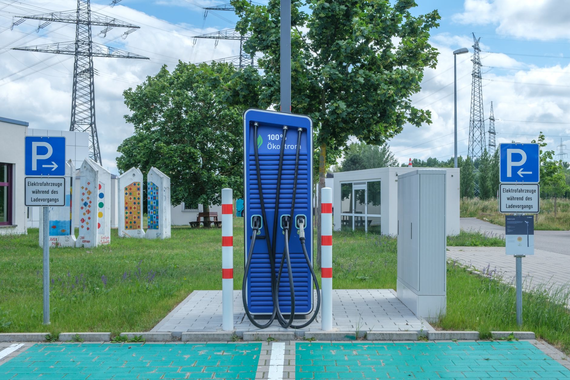 Elektromobil na plate: prečo sa nesmie ťahať za kolesá